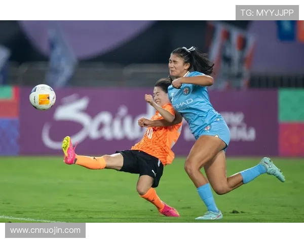 武汉女足亚冠首球诞生唐涵助攻乌龙球巧妙越过门线